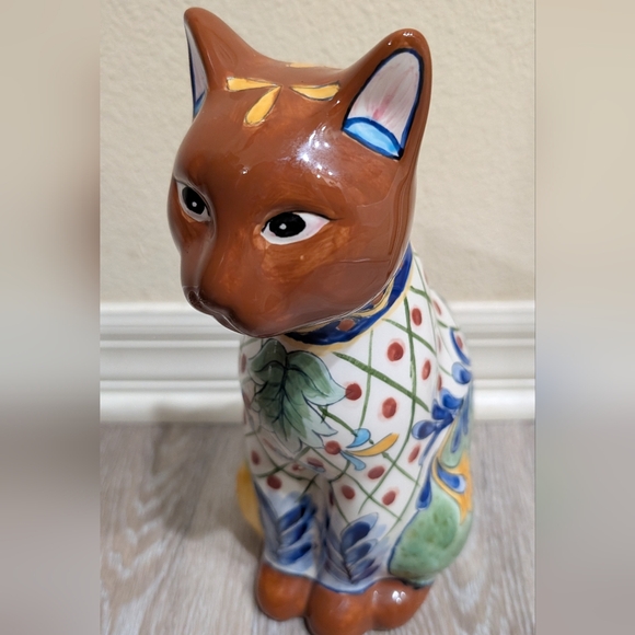 Other - Vibrant Hand Painted Ceramic Cat Figurine